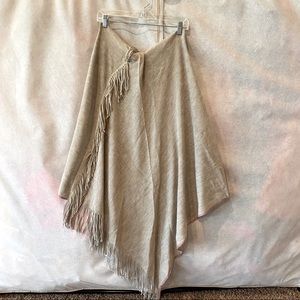 NWOT! 100% acrylic soft poncho shawl